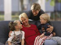 Eltern mit Kindern